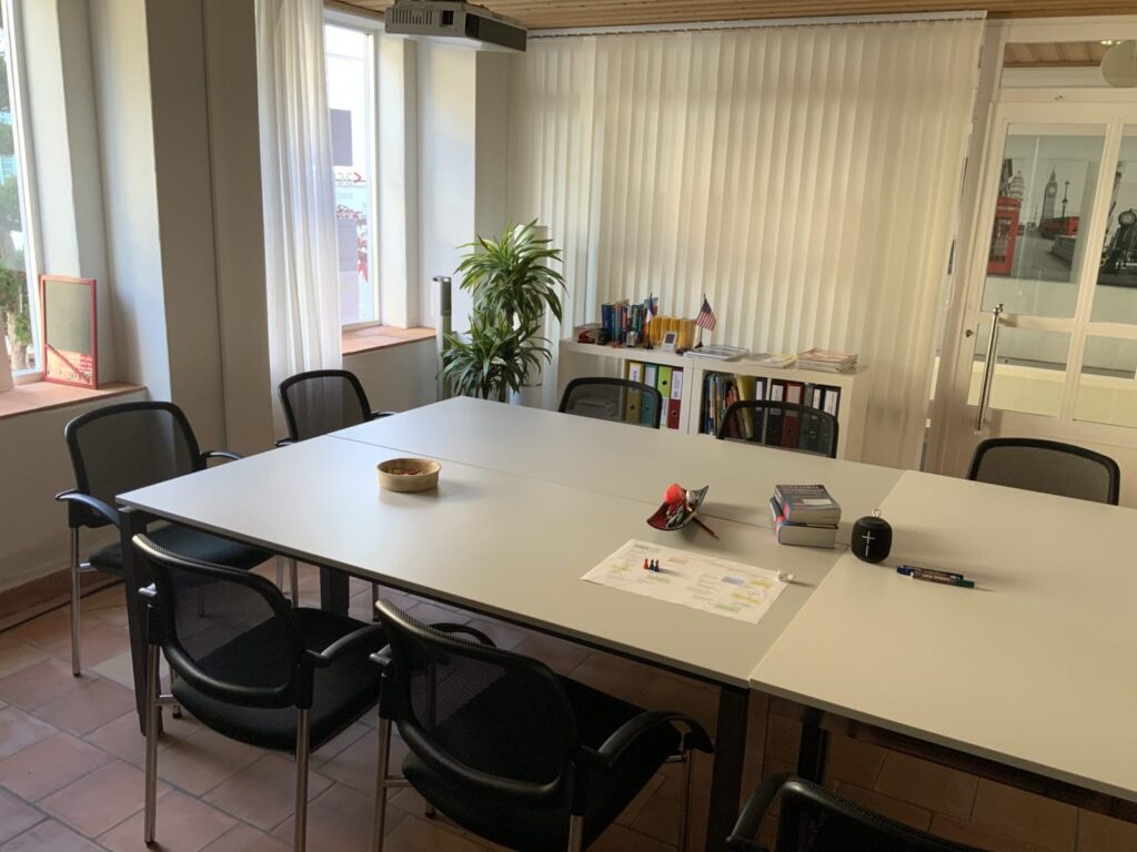 Schulzimmer der Access Sprachschule